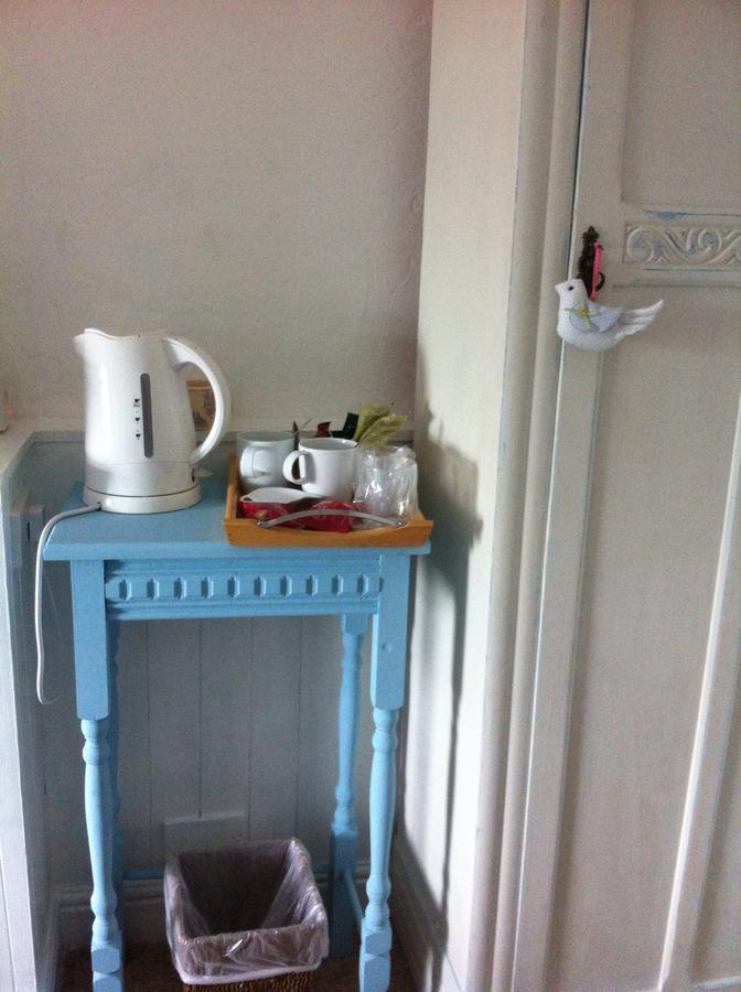 Celyn Villa Bed And Breakfast Holywell  Buitenkant foto