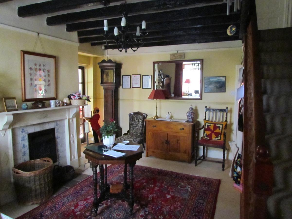 Celyn Villa Bed And Breakfast Holywell  Buitenkant foto