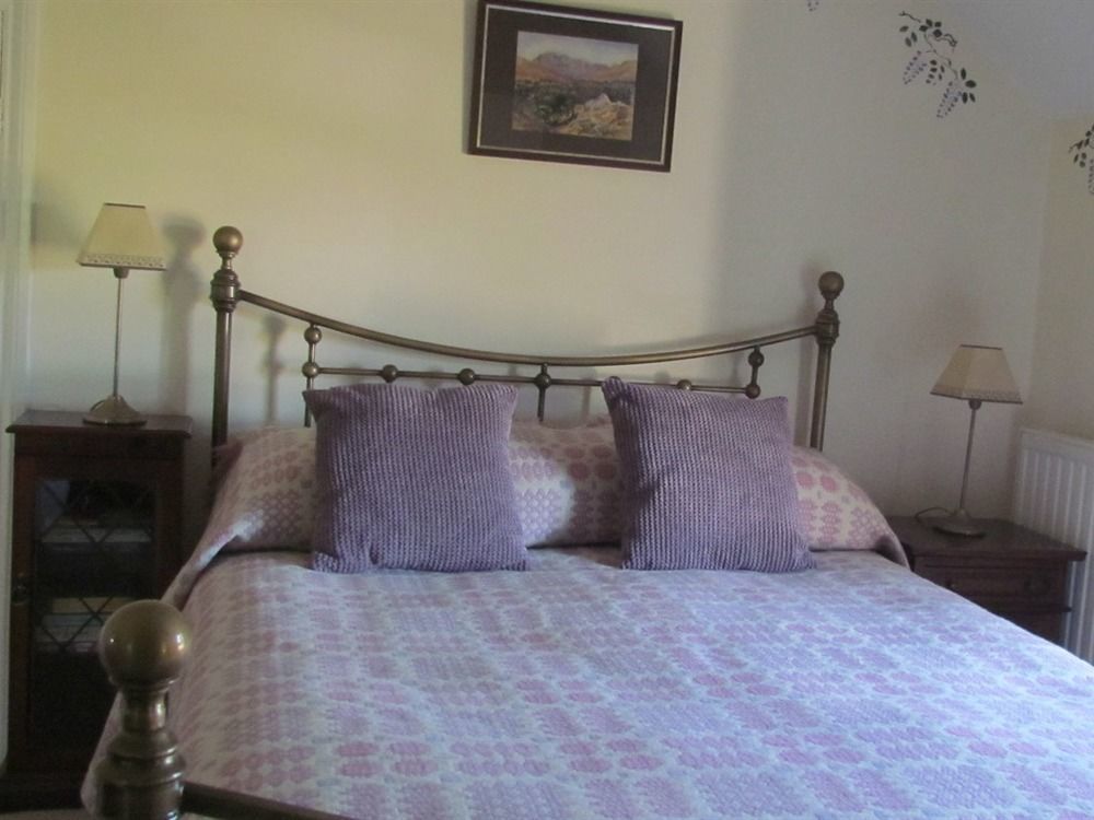 Celyn Villa Bed And Breakfast Holywell  Buitenkant foto